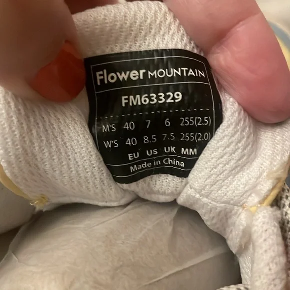 NWT Flower Mountain Novo Sneakers - Picture 14 of 14